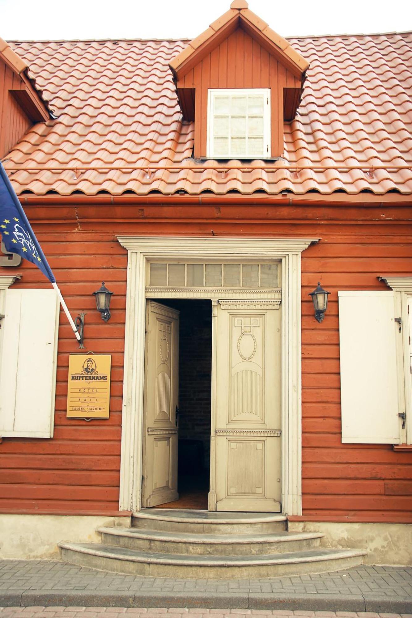 Kupfernams Otel Ventspils Dış mekan fotoğraf